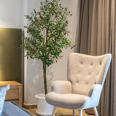 Apartment Soleluna 1-on The Beach-hot Tub-smart