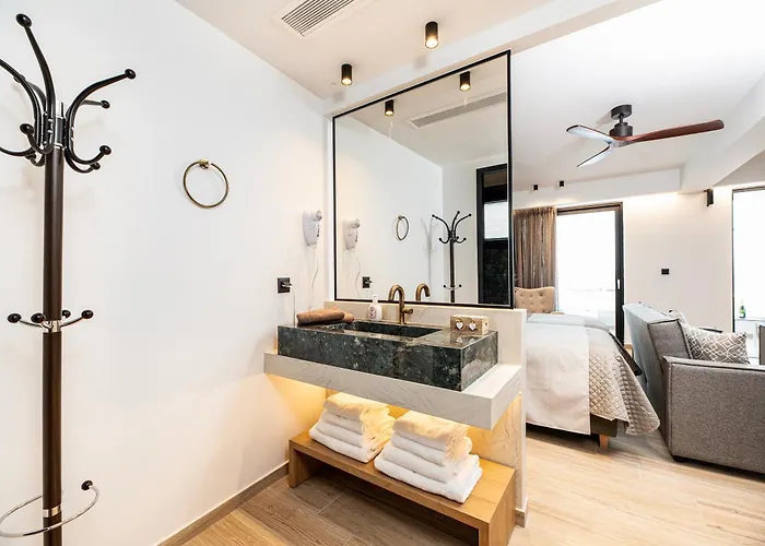 Appartement Soleluna 1-on The Beach-hot Tub-smart Kos