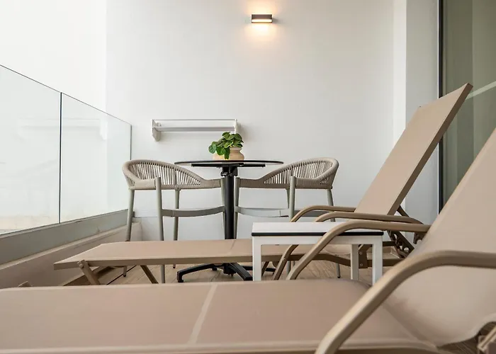 Soleluna 1-on The Beach-hot Tub-smart Apartamento Cos